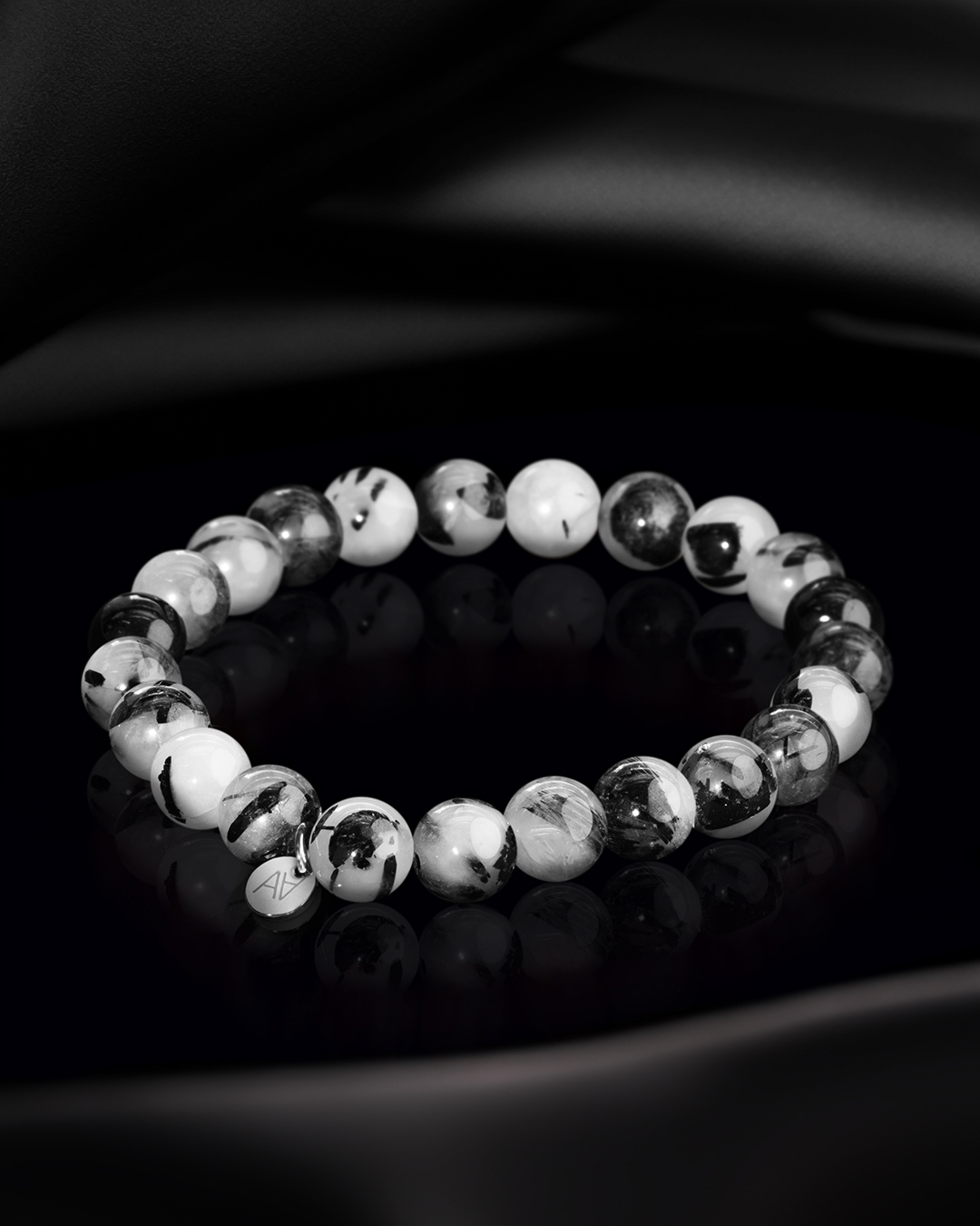 Packshot Armband Natursteine Riminia