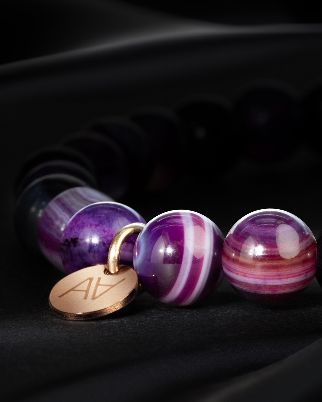 Packshot Armband Natursteine Calizzonata